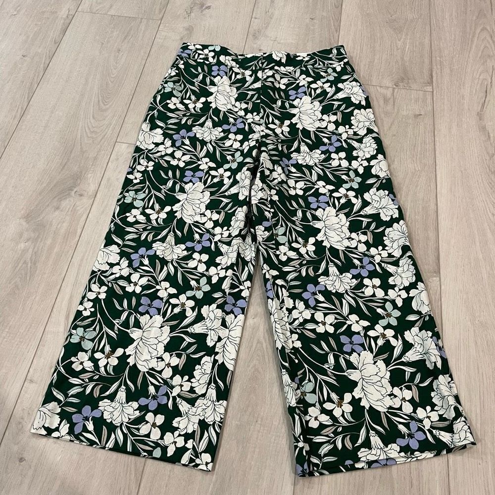 Ann Taylor the line wide leg pants size 10